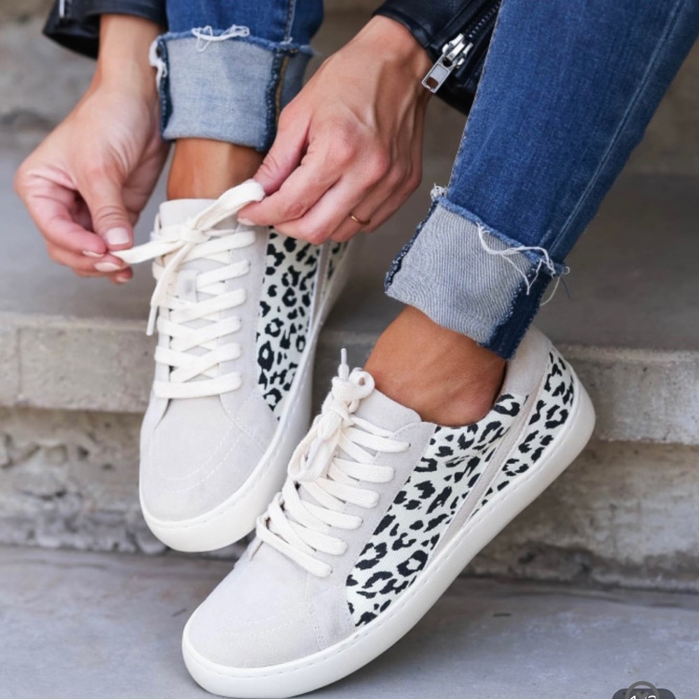 Leopard Lace Up Sneakers Shoes Lightweight Comfort